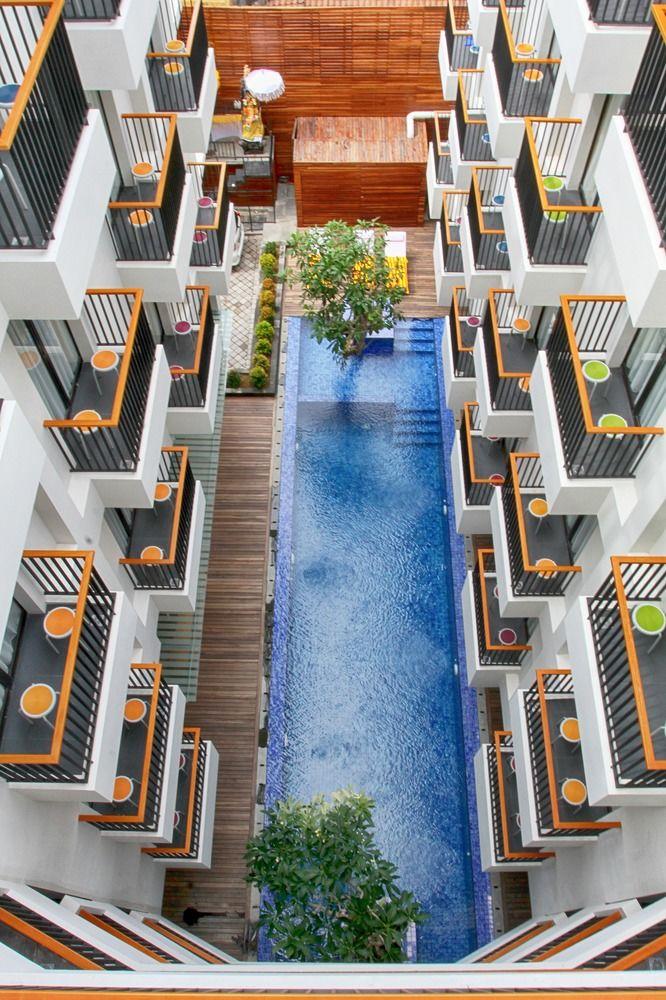Ping Hotel Семиняк Екстериор снимка
